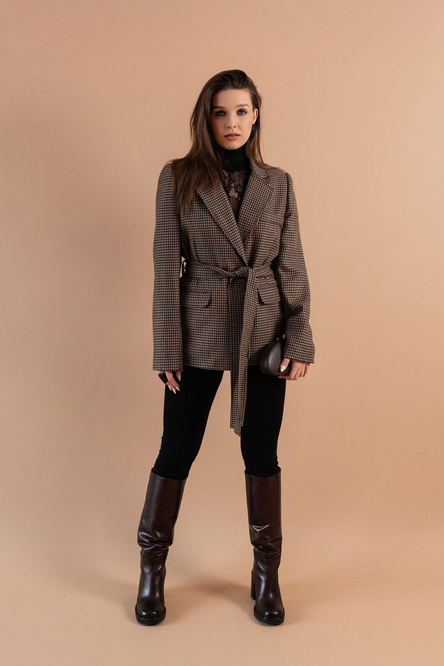 Maoconcept | Woolen houndstooth blazer with a belt