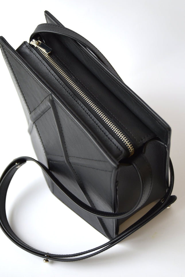 Gerda Retter Design | Facet Shoulder bag