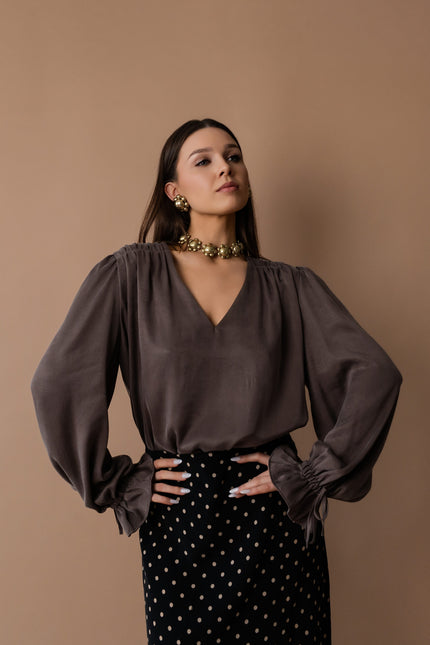 Maoconcept | Black polka-dot midi skirt with a slit