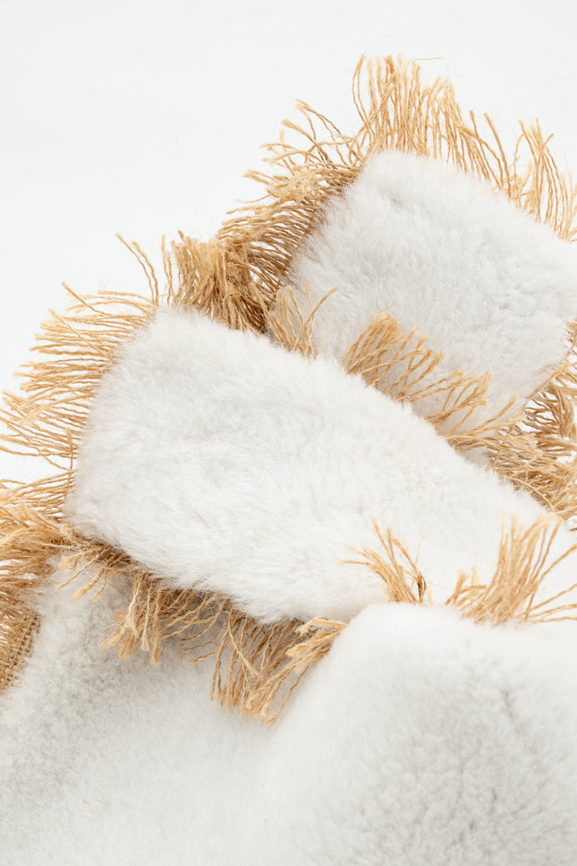 Entrudo | Bornes Bucket Bag with jute and faux fur