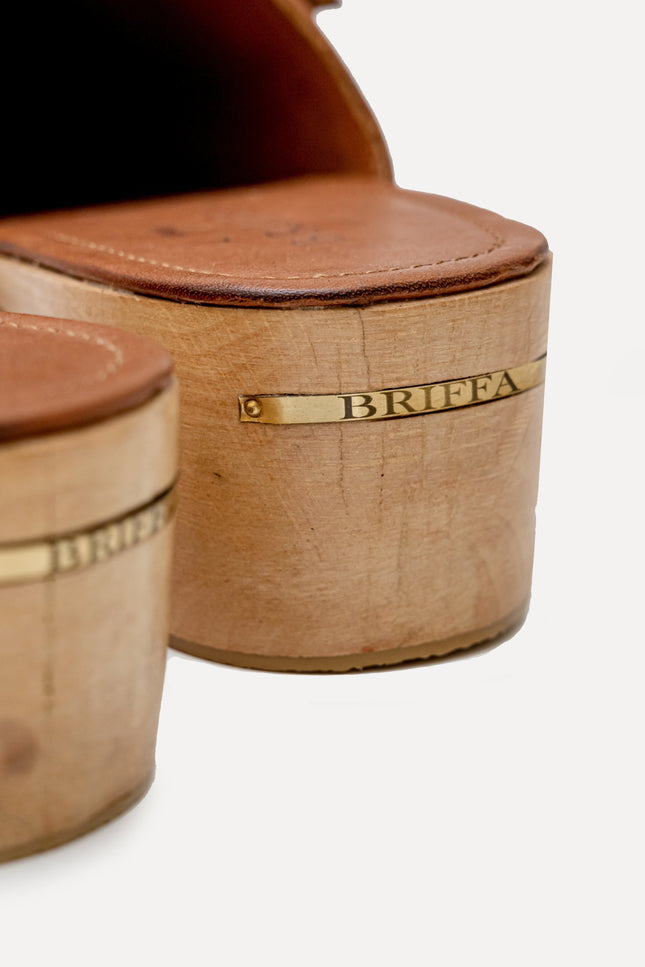 Entrudo | Platform Clogs Briffa x Entrudo camel