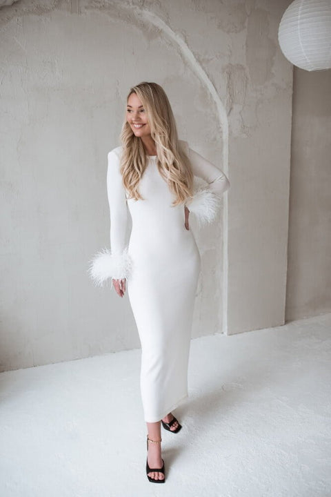 Monala | Knitted slim fit midi merino wool dress