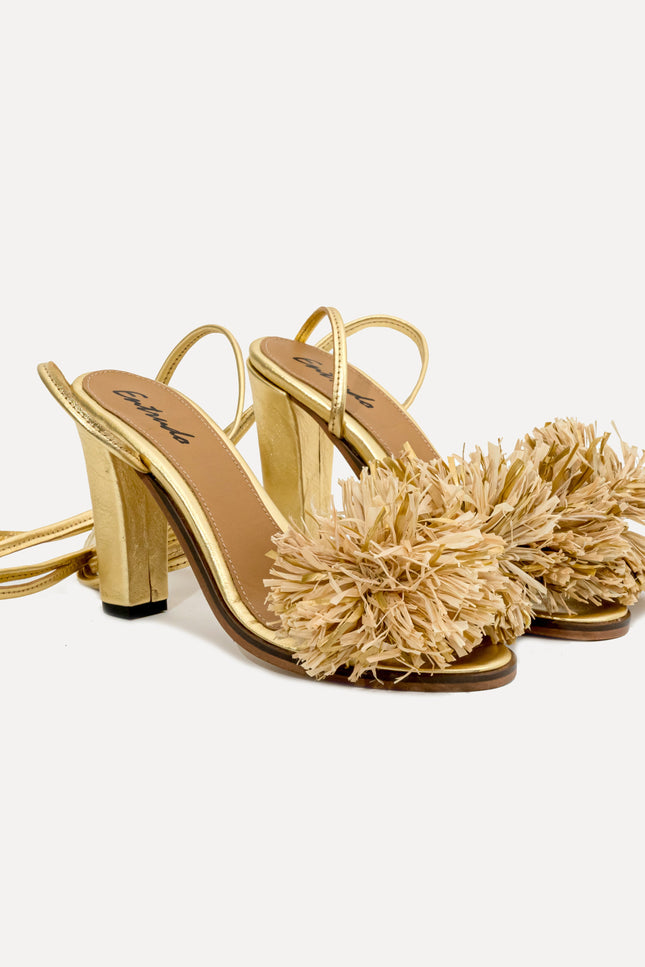 Entrudo | Sandals Lalim with flowers