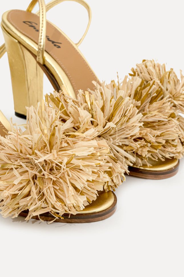 Entrudo | Sandals Lalim with flowers