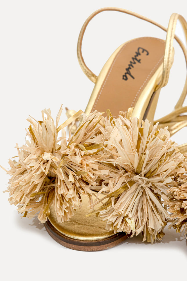 Entrudo | Sandals Lalim with flowers