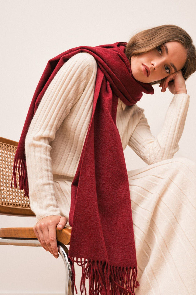 Bel Cashmere | Estola/ Bufanda grande con flecos burdeos