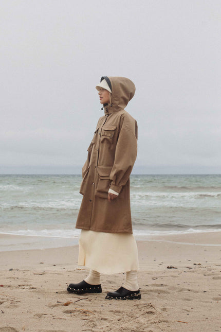 Ducktail Rainwear | SAND MARILA RAINCOAT