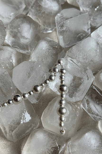 Pas de Marque | 925 sterling silver earrings La Chenille