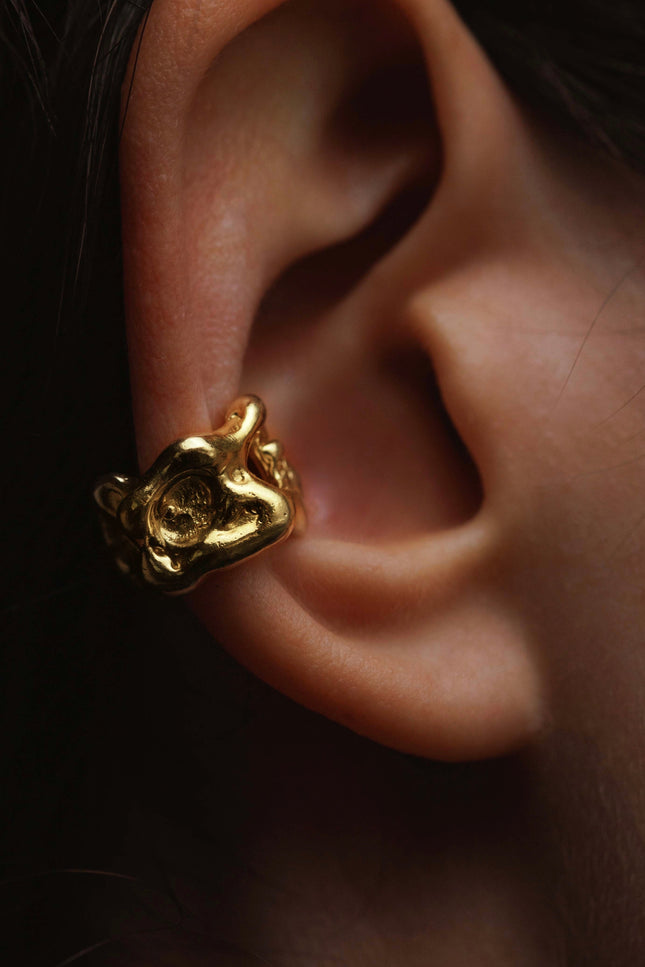 SIMA GINA | Ear Cuff - Hoops 'Wide Lava'