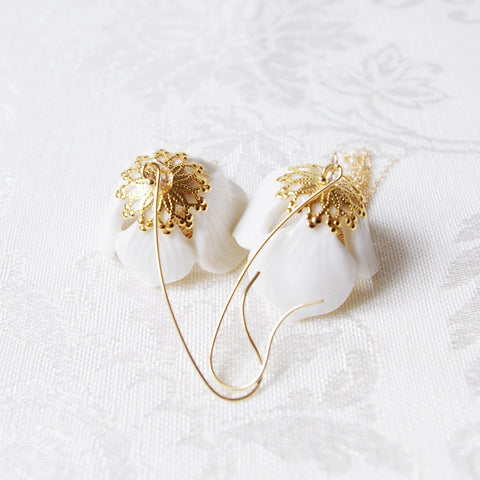 Poporcelain | Snowdrop Flower Tassel Drop Earrings