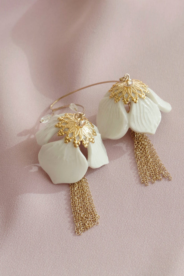 Poporcelain | Snowdrop Flower Tassel Drop Earrings