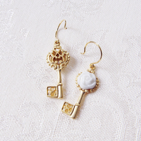 Poporcelain | Camellia Key Drop Earrings