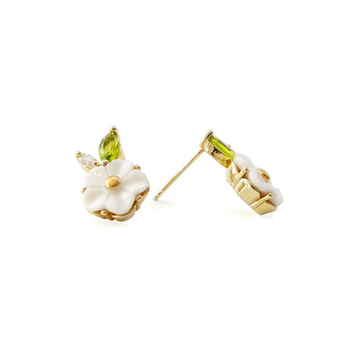 Poporcelain | Strawberry Flower Studs