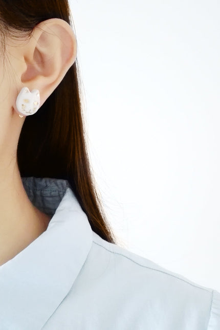 Poporcelain | Lucky Cat Studs