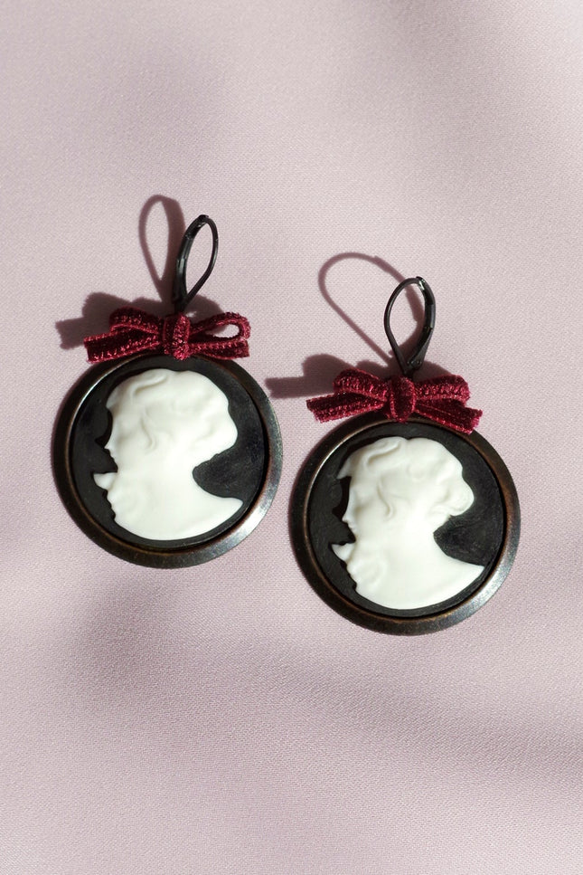 Poporcelain | Dark Romance Goddess Round Cameo Drop Earrings