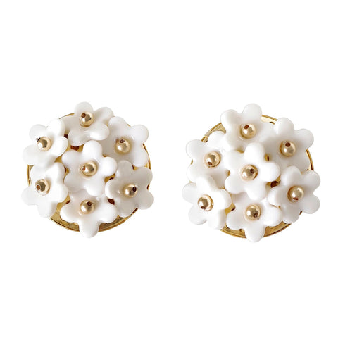 Poporcelain | Daisy Cluster Clip Studs