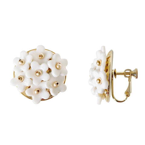 Poporcelain | Daisy Cluster Clip Studs