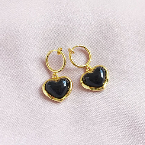 Poporcelain | Black Heart Clip-On Hoop Earrings
