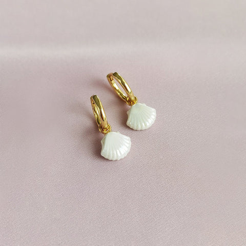 Poporcelain | Mini Porcelain Seashell Earrings