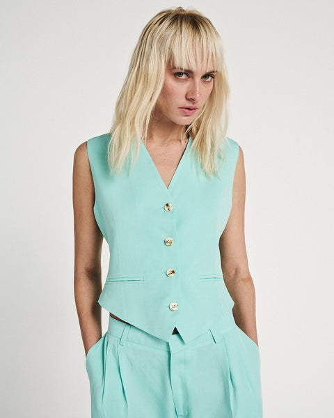 Elizabeth LaGre | Aqua Vest