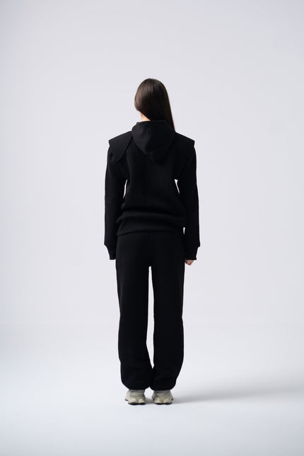 Enxhaline | Xahari Set in Black