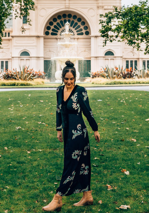 Violet Fish I Evie Dress  - Paisley Black