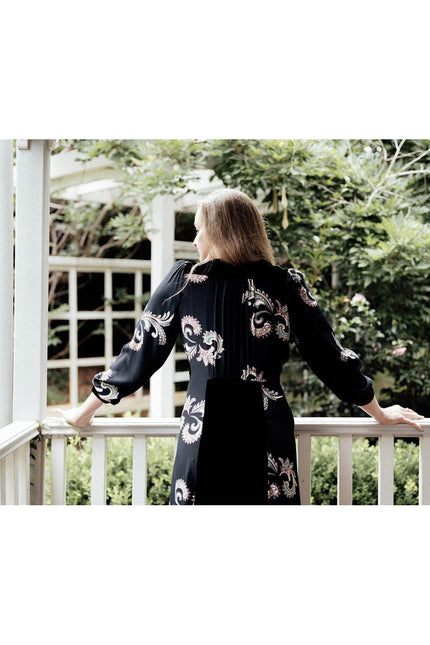 Violet Fish I Evie Dress  - Paisley Black