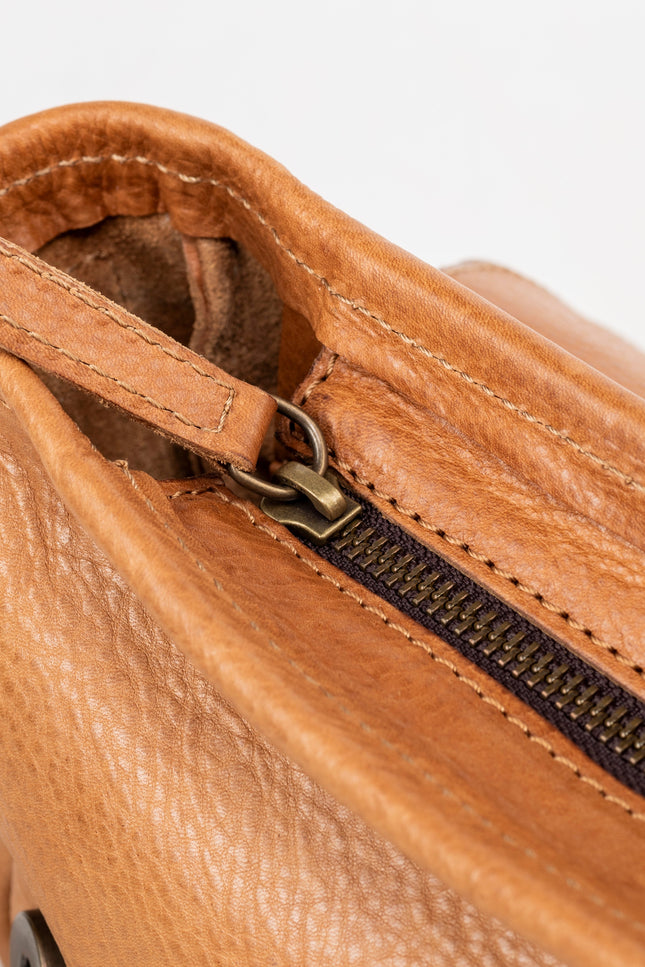 The Dust Company | Shoulder bag Messenger Park Avenue light brown