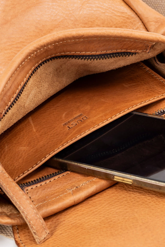 The Dust Company | Shoulder bag Messenger Park Avenue light brown