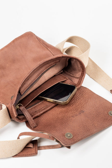 The Dust Company | Shoulder bag Messenger Park Avenue tobacco