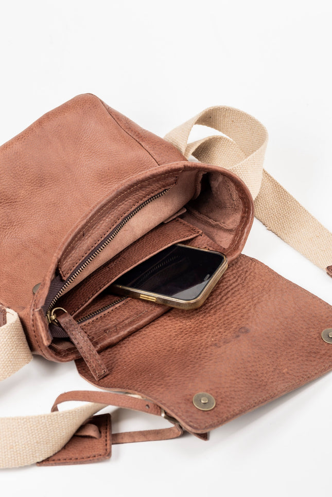 The Dust Company | Shoulder bag Messenger Park Avenue tobacco