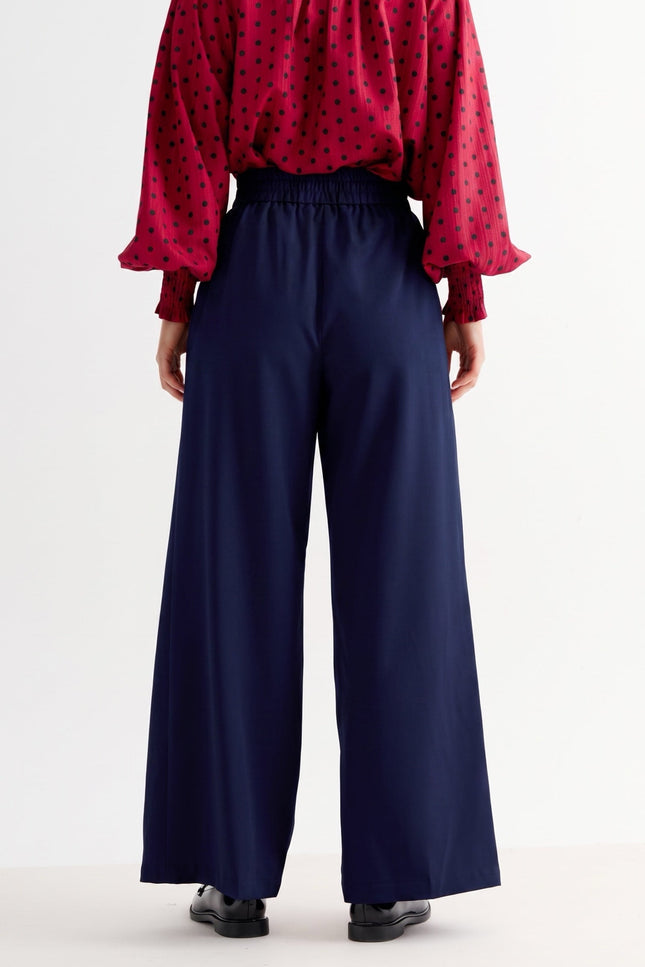 Louche London | Tyler Fine Twill Pleat Front Wide Leg Trouser -  Navy