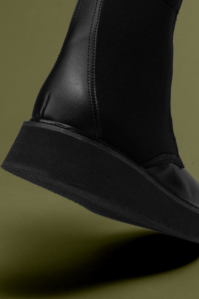 O2 Monde | Gaia Boots black abrasivato