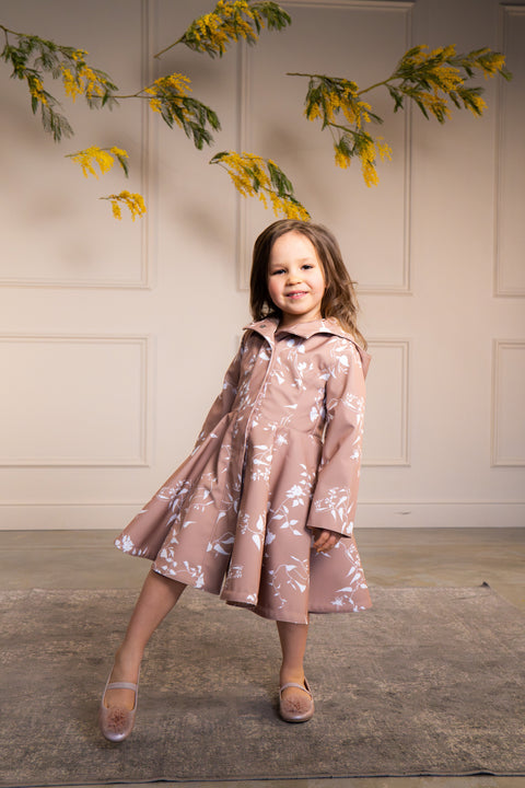 RainSisters | Fitted and Flared Coat for Girls in Pink-Beige with White Floral Print 'Rose Blush'