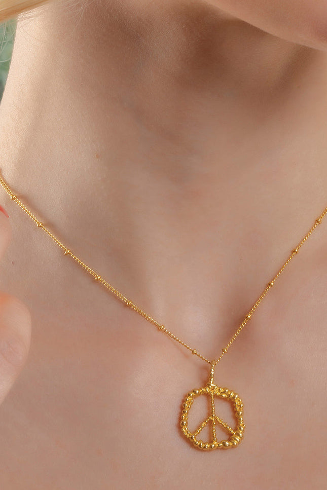 Model Wearing Gold plated Harmony Necklace in 925 Sterling Silver By arvino.