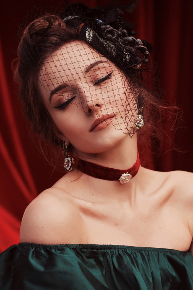 Poporcelain | White Cloud Rose Black Velvet Choker