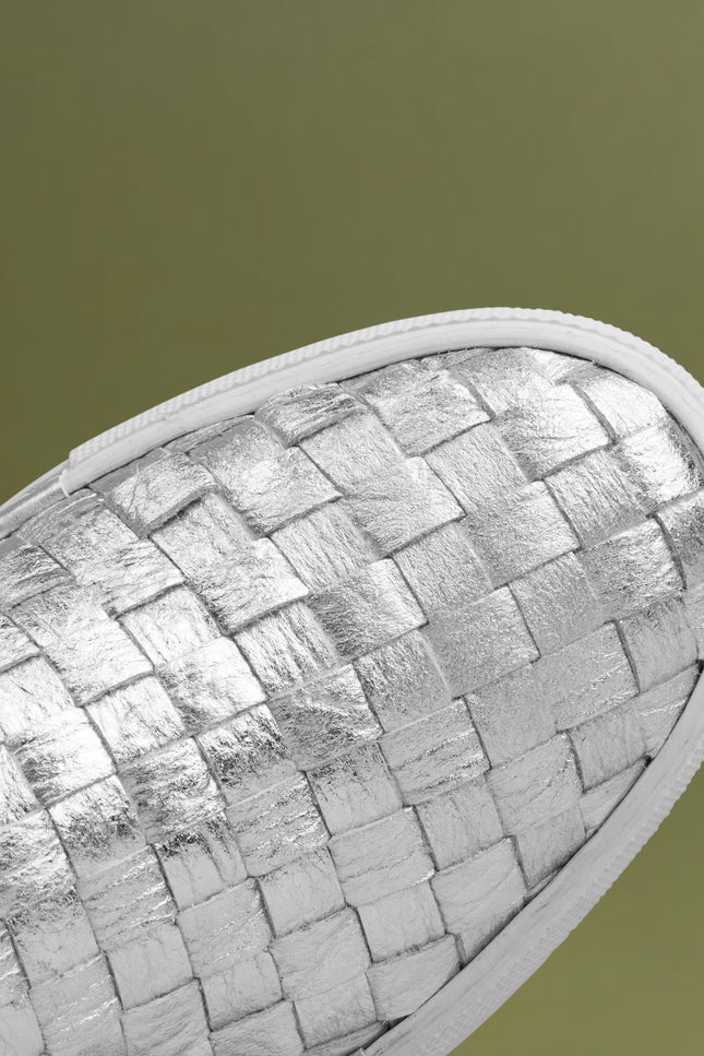 O2 Monde | Greta Loafers woven silver