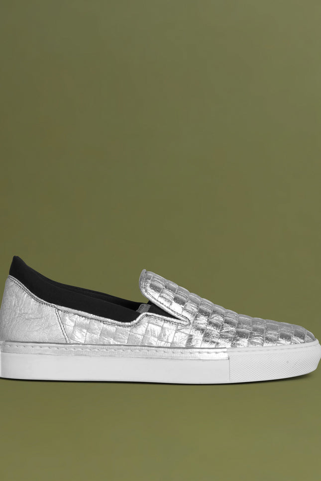 O2 Monde | Greta Loafers woven silver