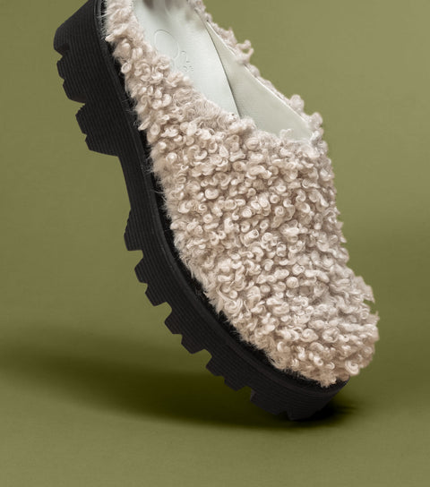 O2 Monde | Hebo Slippers beige shearling
