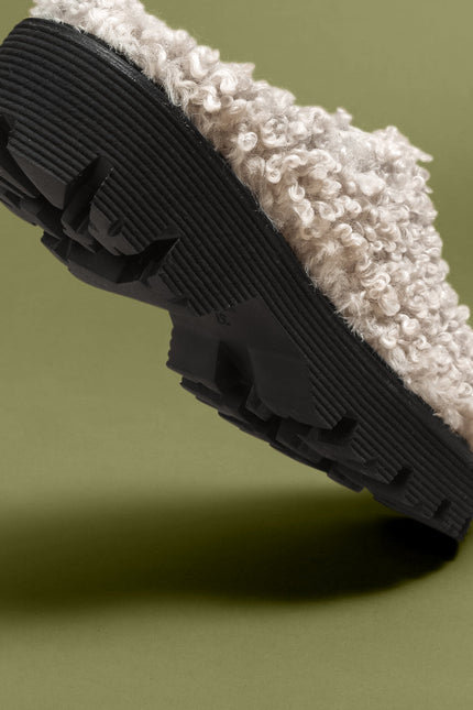 O2 Monde | Hebo Slippers beige shearling