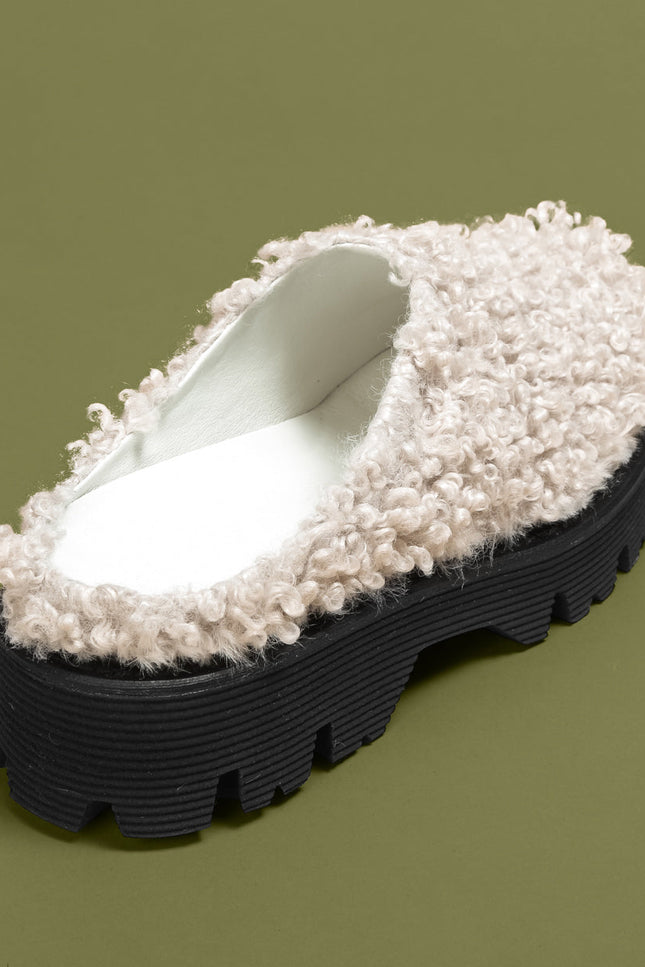 O2 Monde | Hebo Slippers beige shearling
