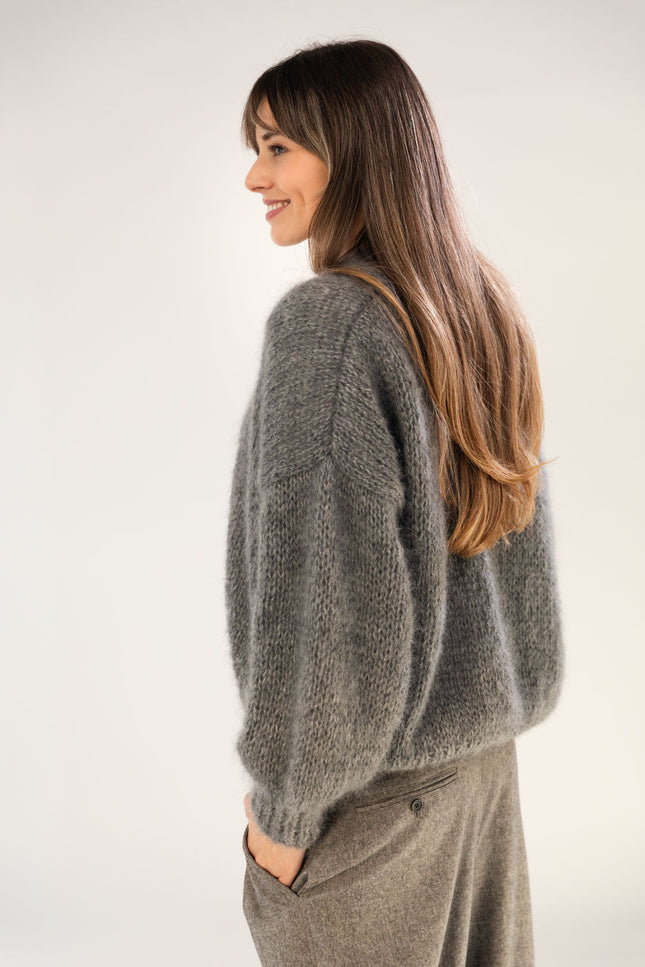 Onika Knitwear | Mohair Cardigan grey