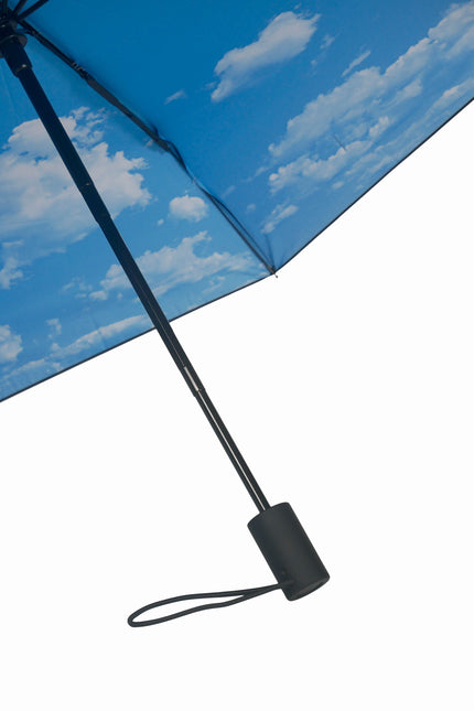 Sky Lake Umbrella – Serene, Windproof & UPF50+ Protection.