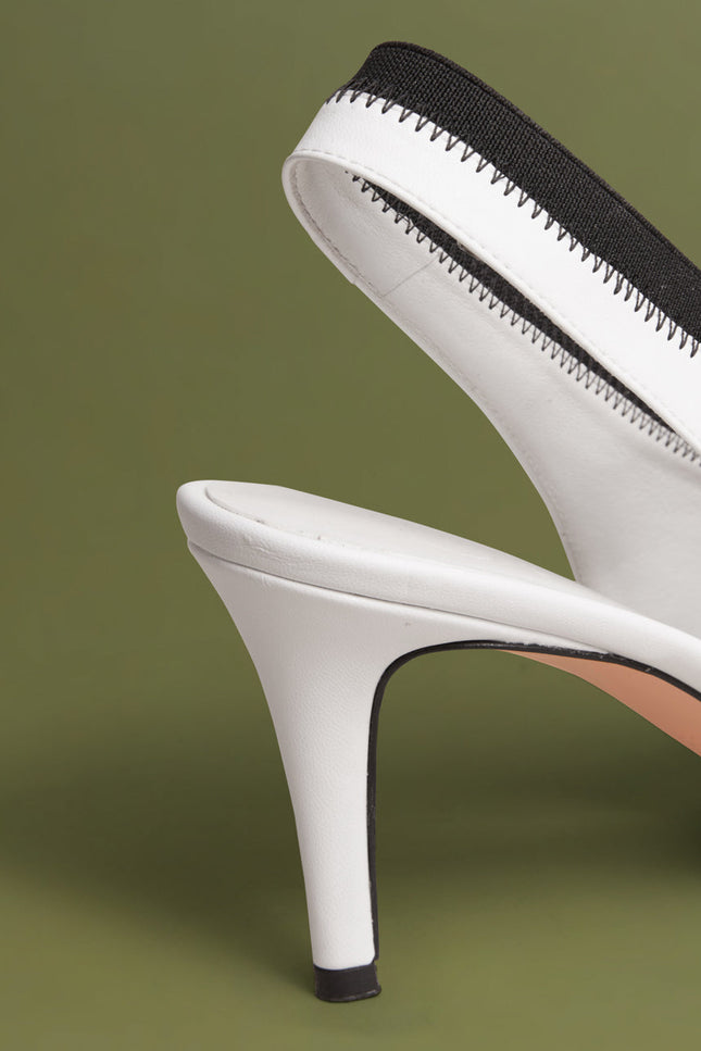 O2 Monde | Makoma Pumps white