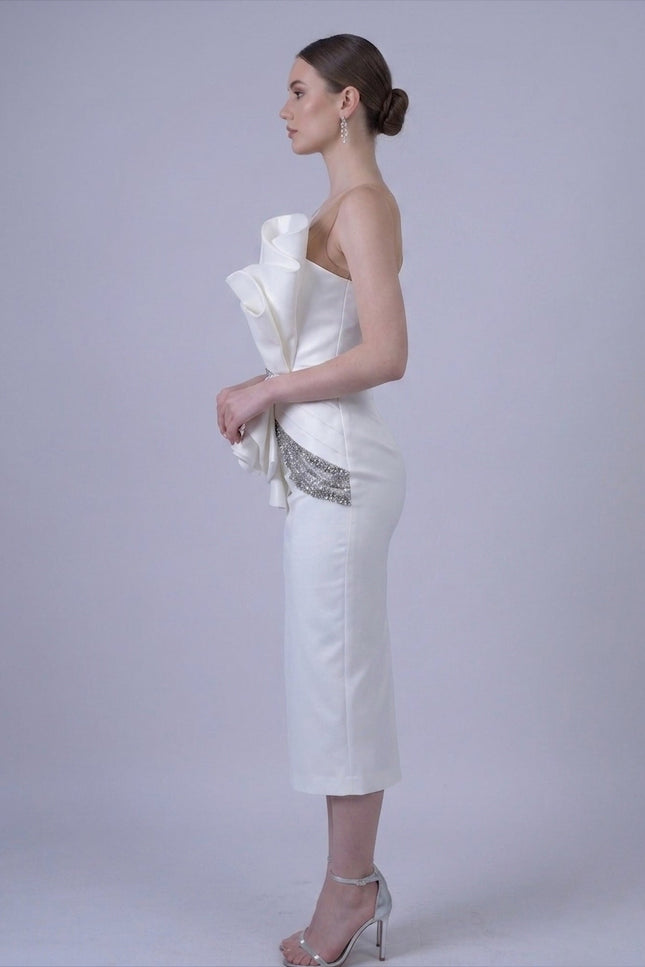 Anitabel | FABIENNE WHITE SLEEVELESS MIDI SATIN DRESS WITH PEPLUM DETAILS