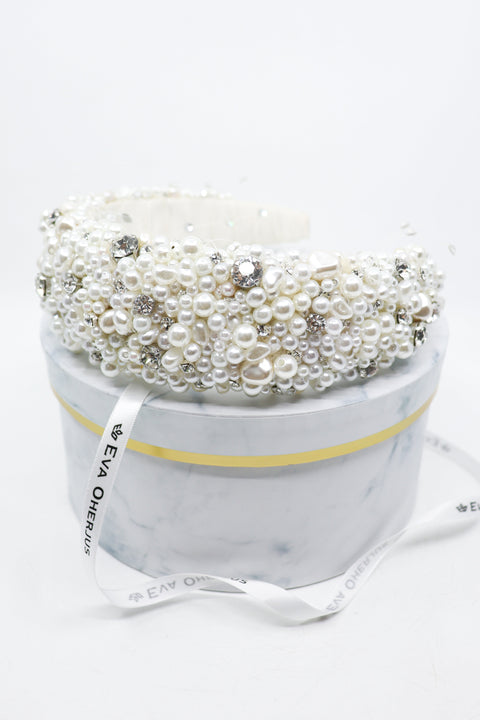 Eva Oherjus I Luna Crown