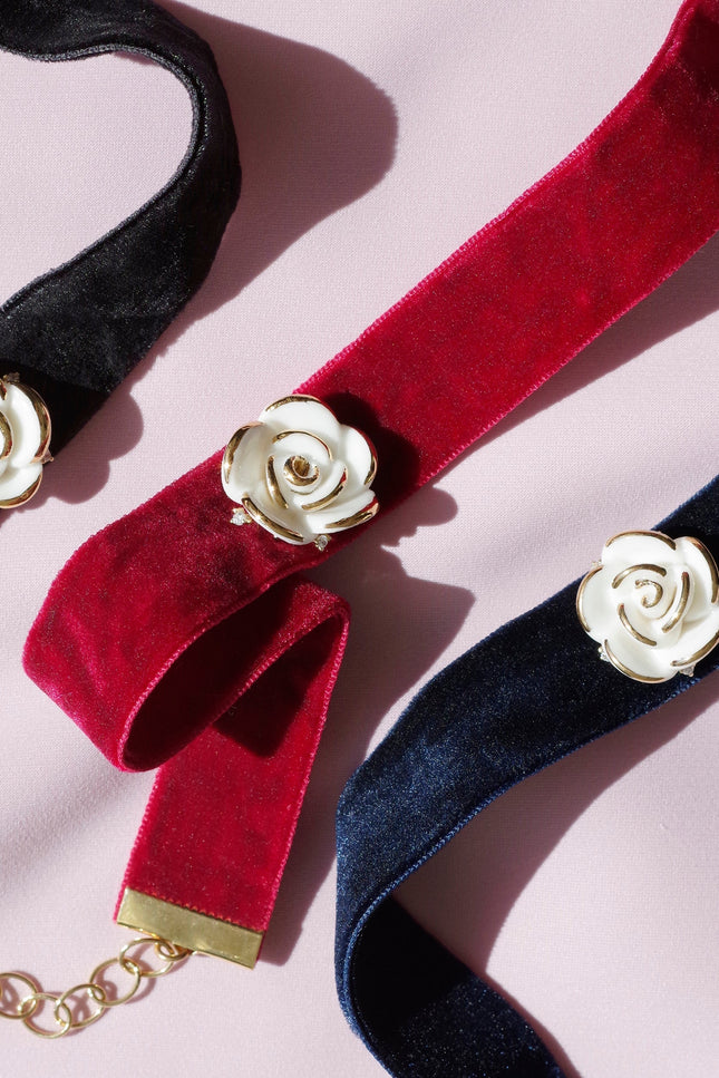 Poporcelain | White Cloud Rose Black Velvet Choker