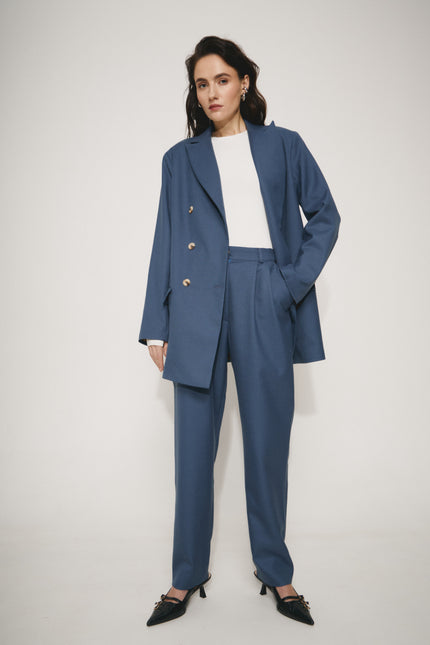 SEO-ключові слова для опису товару:

1. Wide trousers


2. Tapered pleats trousers


3. Women's wide-leg pants


4. Luxury trousers for women


5. Sustainable fashion trousers


6. Deadstock fabric pants


7. Eco-friendly women's trousers


8. Elegant office trousers


9. Formal trousers for women


10. High-waisted wide trousers


11. Tailored trousers for women


12. Designer women's pants


13. Chic pleated trousers


14. Classic wool trousers


15. Timeless women's pants


16. Workwear trousers for wome