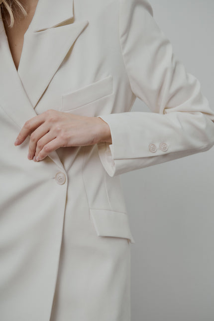 Selera | Ivory fitted jacket