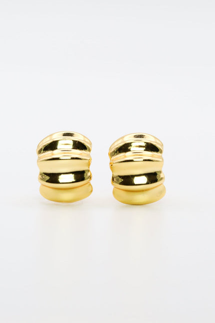 Miss Cecilia | Ribbed Small Hoops